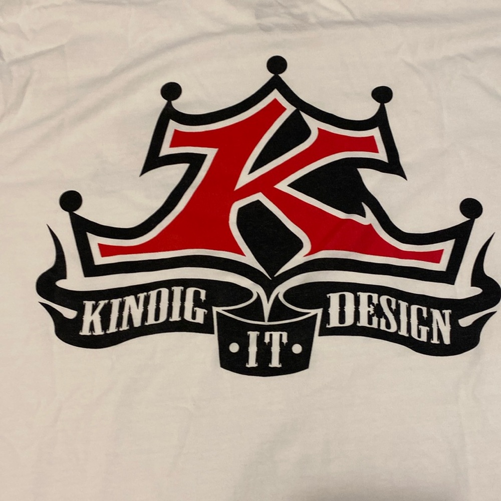 Kindig it design T-shirt size xl